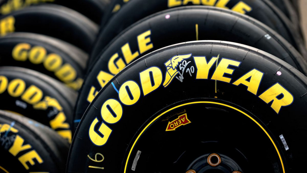 110713-NASCAR-goodyear-tires-LN-PI-CQ.vresize.1200.675.high_.2.jpg 110713-NASCAR-goodyear-tires-LN-PI-CQ.vresize.1200.675.high_.2.jpg